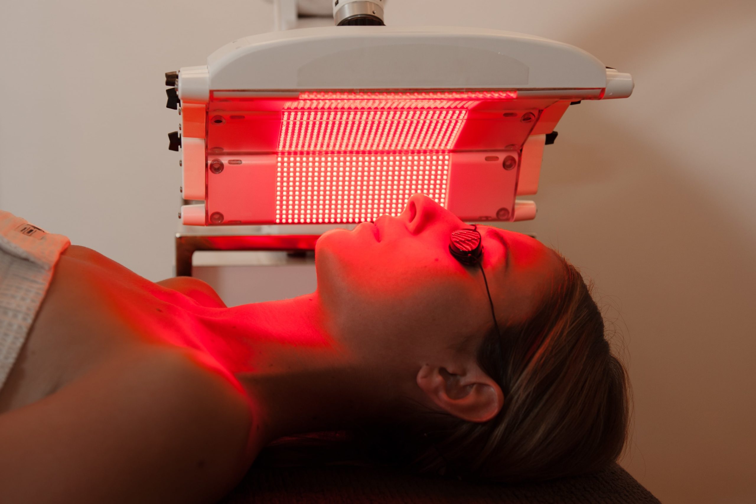 Red Light Therapy Ultra Slim An Innovative Approach to Non-Invasive Fat Reduction